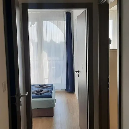 Apartament Alinda 2 *