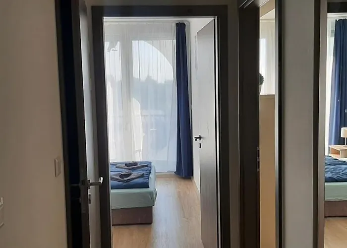 דירה Alinda 2 *
